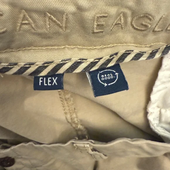 Men’s Broken In American Eagle Khaki pants. - Picture 2 of 6
